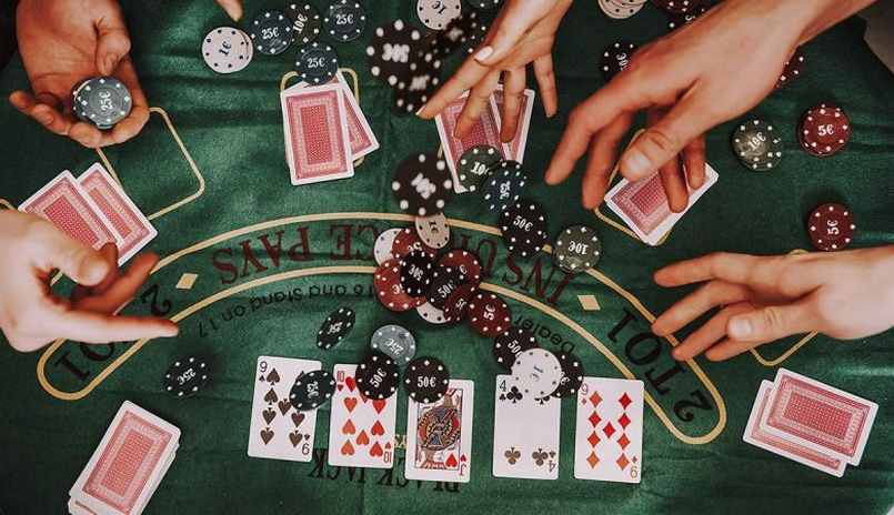 Trở thành cược thủ bài Poker hàng đầu 